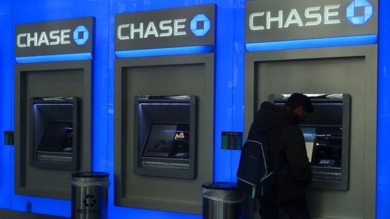 Officials warn of banking spoof callers draining customers’ accounts