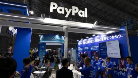 PayPal eyes 20% job cuts as profit falls, outlook weakens