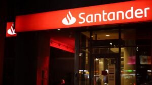 Ex-Santander banker in Rhode Island pleads guilty to stealing 5K from client with dementia