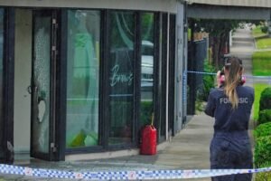 Daughter of slain crime figure targeted in arson attack on beauty salon