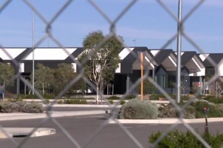 Australian Hantavirus cruise ship passengers Perth flight delayed