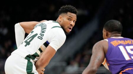 Bucks appear willing to hear offers for Giannis Antetokounmpo: report