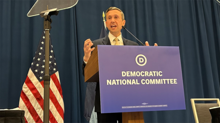 Democrats’ midterm push clouded by infighting over party keeping 2024 autopsy under wraps