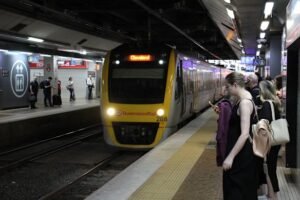 Talks fail to solve Magic Round train dispute