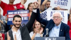 Dem Senate hopeful’s ‘physician’ campaign pitch under fire after license records reveal key gaps Dem Senate hopeful’s ‘physician’ campaign pitch under fire after license records reveal key gaps