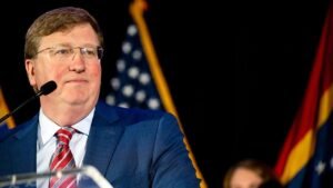 Mississippi’s GOP governor drops election pledge in huge setback for Trump’s midterm plan Mississippi’s GOP governor drops election pledge in huge setback for Trump’s midterm plan