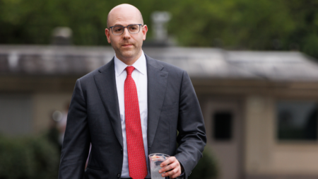 Trump’s former economic advisor Stephen Miran steps down from Fed board, supports Kevin Warsh as new chair