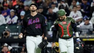 Mets pitcher Clay Holmes suffers broken leg after getting hit with 111 mph line drive: ‘A huge blow’