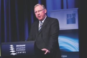 Sunwater chair Jeff Seeney and former deputy premier spinner Jane Paterson reunite around regional water cooler Sunwater chair Jeff Seeney and former deputy premier spinner Jane Paterson reunite around regional water cooler