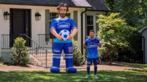 Lowe’s celebrates Messi’s last World Cup with a towering 10-foot tribute