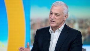 Standard Chartered CEO walks back comments about replacing ‘lower-value human capital’ with AI