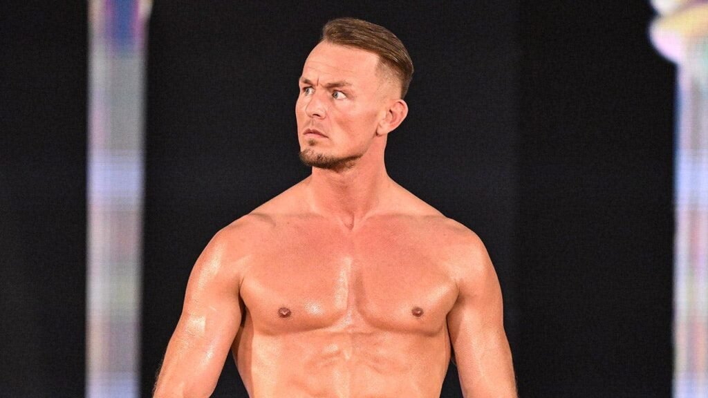WWE star accused of beating up man after allegedly being called out for ‘aggressively kissing’ woman: report WWE star accused of beating up man after allegedly being called out for ‘aggressively kissing’ woman: report