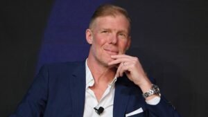 Alexi Lalas doesn’t want to hear about Team USA pressure during home World Cup: ‘Cry me a river’