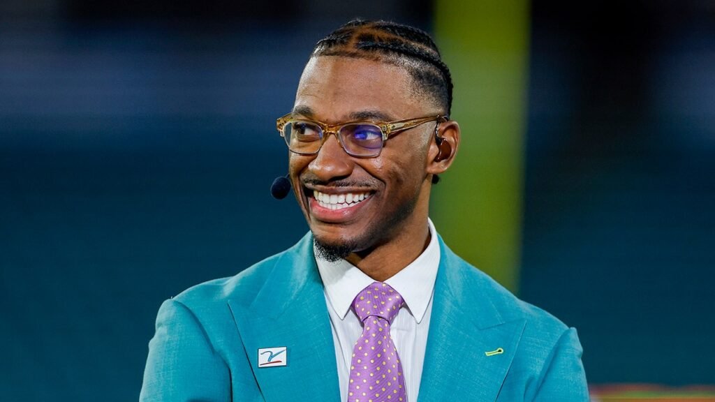 Robert Griffin III urges Americans to remember the reason for Memorial Day during visit to Washington DC Robert Griffin III urges Americans to remember the reason for Memorial Day during visit to Washington DC