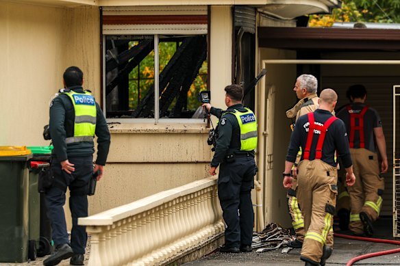 Arson attack destroys home owned by gangland boss’ sister Arson attack destroys home owned by gangland boss’ sister