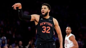 Knicks fans already paying nearly 0K for courtside NBA Finals tickets as team nears historic berth Knicks fans already paying nearly 0K for courtside NBA Finals tickets as team nears historic berth