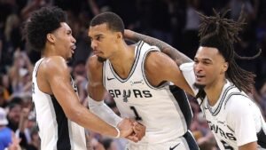 Victor Wembanyama scores 33 as Spurs dominate Thunder in Game 4 to even Western Conference Finals Victor Wembanyama scores 33 as Spurs dominate Thunder in Game 4 to even Western Conference Finals