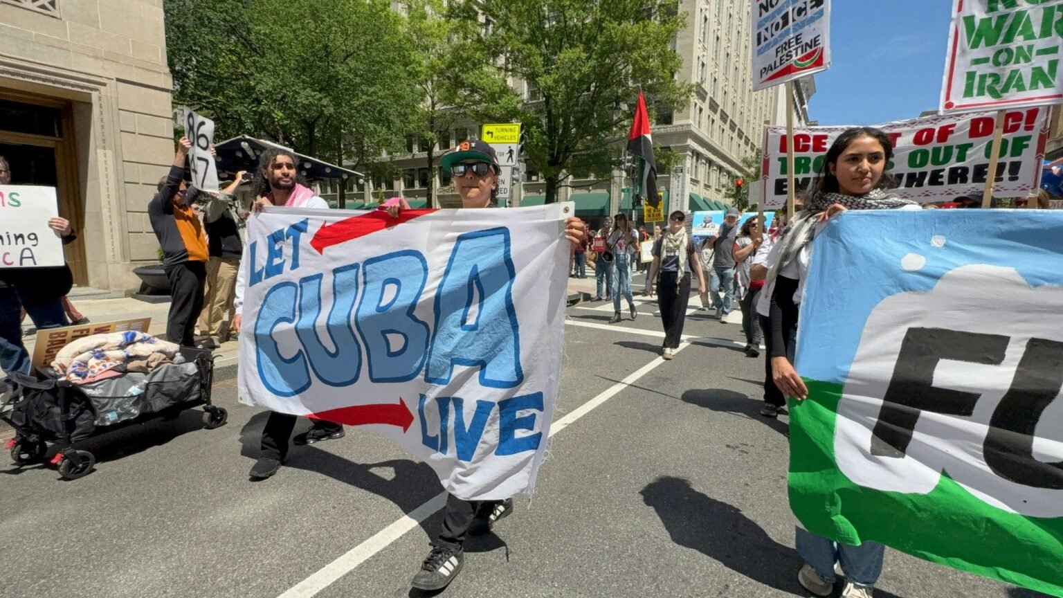 Inside Cuba’s foreign influence campaign: From the ’60s Venceremos Brigade to a California union hall Inside Cuba’s foreign influence campaign: From the ’60s Venceremos Brigade to a California union hall
