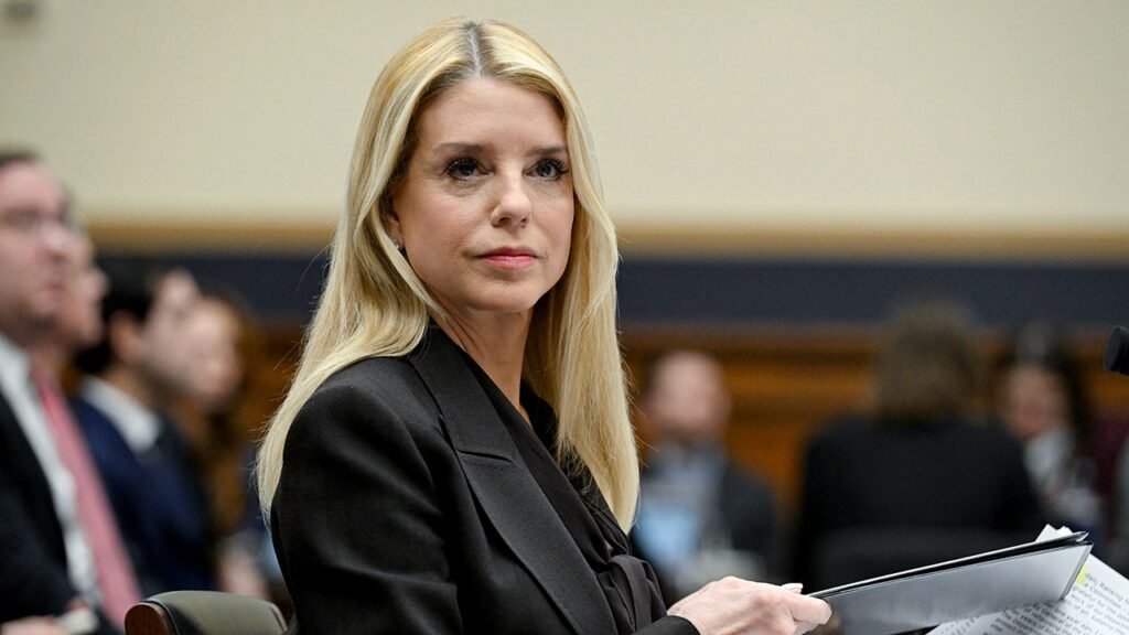 Pam Bondi diagnosed with thyroid cancer weeks after departing as Trump’s attorney general: report Pam Bondi diagnosed with thyroid cancer weeks after departing as Trump’s attorney general: report