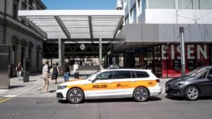 Three wounded in Swiss train station ‘bladed weapon’ attack, phrase ‘Allahu Akbar’ allegedly shouted Three wounded in Swiss train station ‘bladed weapon’ attack, phrase ‘Allahu Akbar’ allegedly shouted