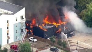 Explosion rocks Dallas apartment building as massive fire sends black smoke into sky, at least 4 injured