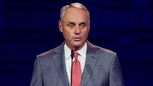 MLB owners counter players’ union’s proposal with salary cap for first time since 1994-95 strike MLB owners counter players’ union’s proposal with salary cap for first time since 1994-95 strike