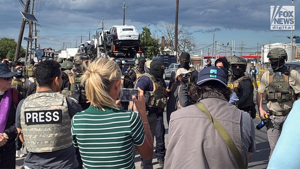 Anti-ICE agitators clash with federal agents outside New Jersey detention center as tensions escalate Anti-ICE agitators clash with federal agents outside New Jersey detention center as tensions escalate
