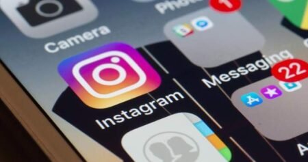 Social media and AI ban for New Brunswick youth a possibility: Holt