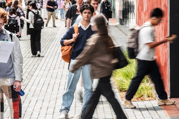 Tutorials have become much larger since the pandemic, university staff report. 