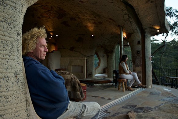 Lionel Buckett , the owner of the paper and a sustainable builder, also operates the “Love Cabins” ecotourism business in Bilpin.