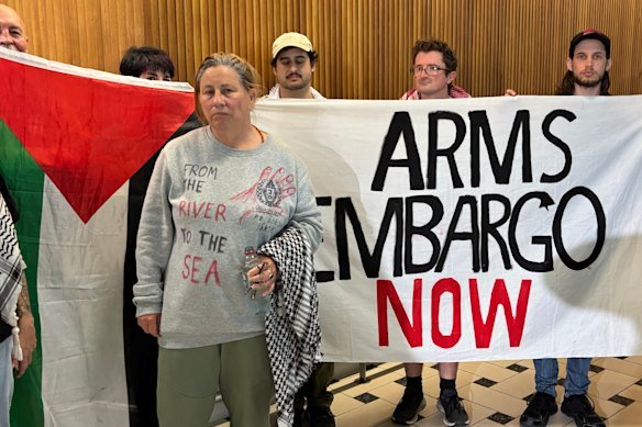 O’Sullivan had the “from the river to the sea” slogan handwritten on the tracksuit issued by her Israeli captors. 