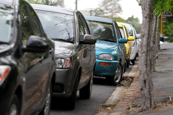 The Grattan Institute report says permits and time limits should be used to manage demand for on-street parking.