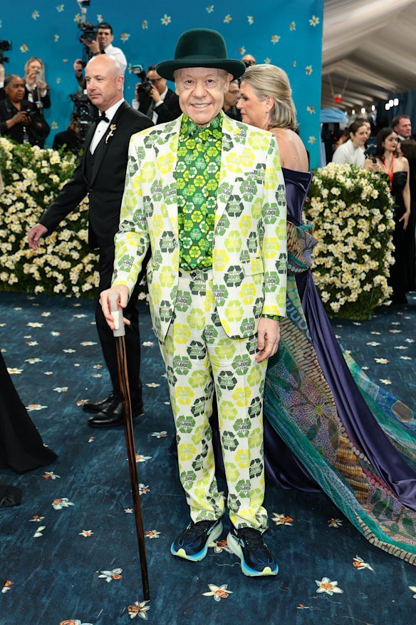 Anthony Pratt went green at the 2025 Met Gala in New York. 