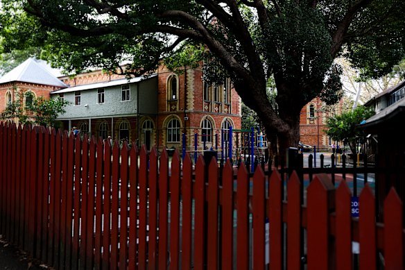 Darlinghurst Public School has been torn up by a bitter internal war.