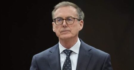 Bank of Canada says households struggling, economy vulnerable to shocks