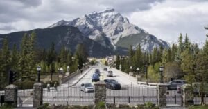 Canadian travel plans will hold steady despite higher energy costs: survey Canadian travel plans will hold steady despite higher energy costs: survey