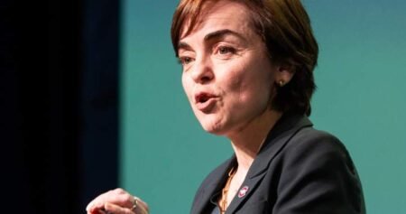 Quebec announces tax relief,  registration cut, payments to ease cost of living