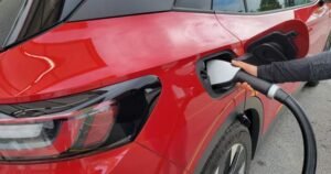 EV rebate claims top 2M, but many dealers still waiting on Ottawa to pay
