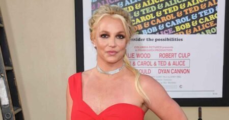 Britney Spears Posts for 1st Time After Reports of Restaurant Drama: ‘What’s Up, World?’