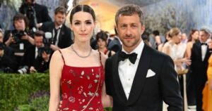 Anna Wintour’s Daughter Bee Confirms Split From Husband 2 Weeks After Attending Met Gala Together
