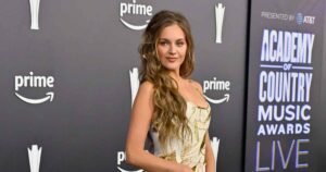 Kelsea Ballerini Steals the Show in Ethereal Gown at 2026 ACM Awards After Chase Stokes Reunion