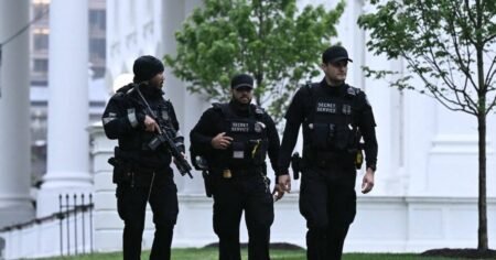 White House Shooting Suspect Killed By Secret Service Claimed He Was Jesus Christ: Report White House Shooting Suspect Killed By Secret Service Claimed He Was Jesus Christ: Report
