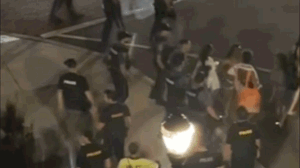Rowdy teen takeover hits popular beach hot spot with wave of arrests, assaults, emergency curfew: video Rowdy teen takeover hits popular beach hot spot with wave of arrests, assaults, emergency curfew: video