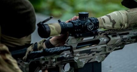 Canadian intelligence officers visit Quebec company after sniper rifles turn up in Russia