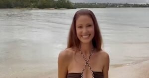 Shannon Elizabeth, 52, Poses in a Plunging Swimsuit After Launching Her OnlyFans Account Shannon Elizabeth, 52, Poses in a Plunging Swimsuit After Launching Her OnlyFans Account