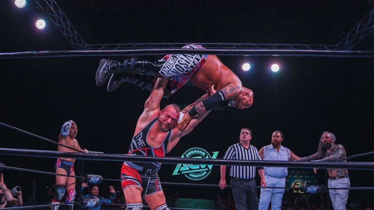 Vik Dalishus slams opponent