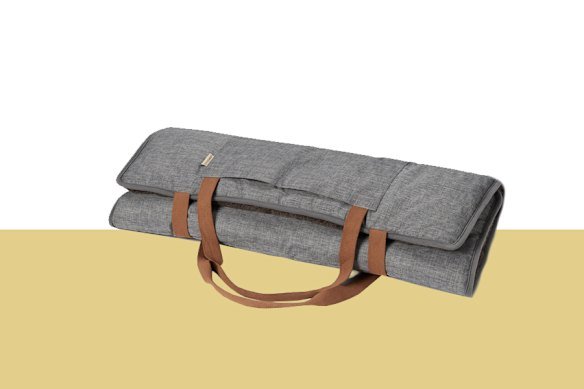 Mini Jumbuk “Jumbuck Travel Swag”, a portable dog mat.