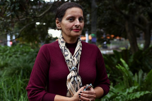 Gynaecologist Talat Uppal is concerned about the pain relief offered to women undergoing hysteroscopies, also called uteroscopies. 
