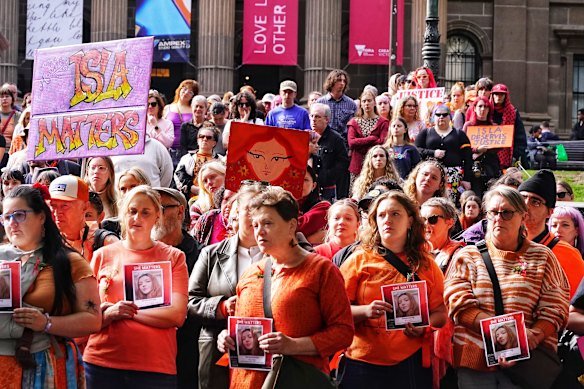 Mourners at Bell’s vigil on Saturday.