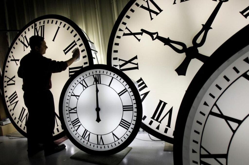 House moves to make daylight saving time permanent as Trump backs ending twice-yearly clock changes House moves to make daylight saving time permanent as Trump backs ending twice-yearly clock changes